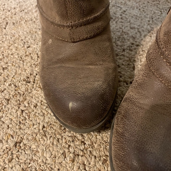 Fergalicious heel boot - Picture 2 of 3